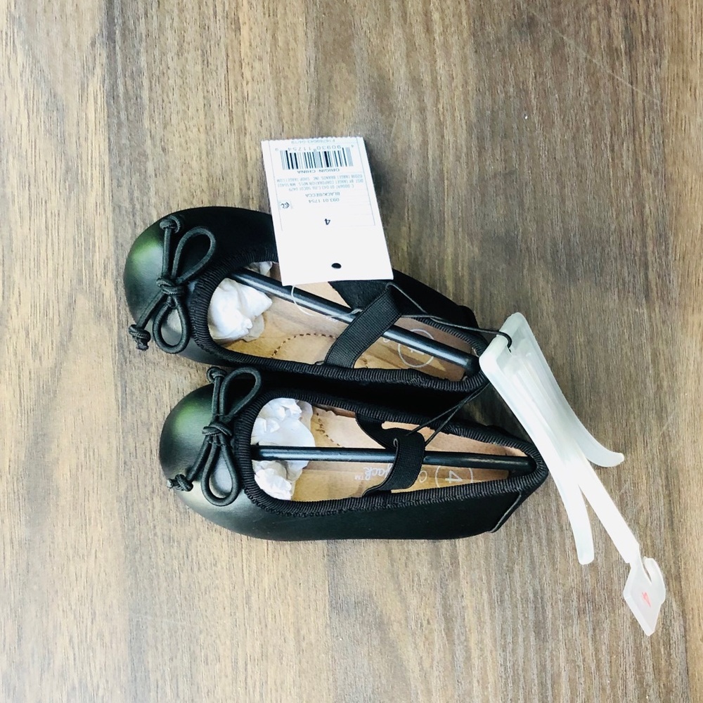 Black baby flats